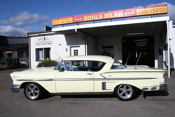 Chevrolet Impala 13 of 24