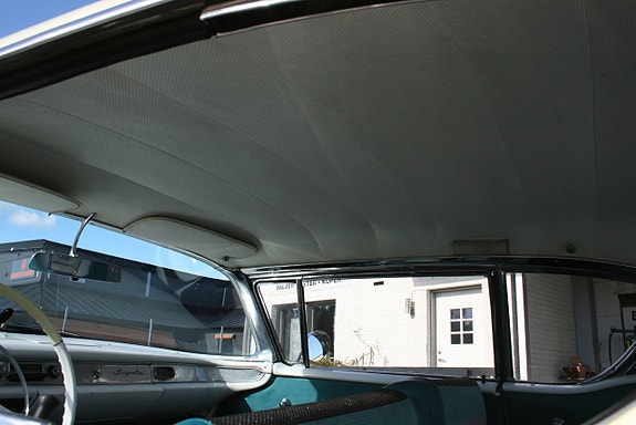 Chevrolet Impala 19 of 24