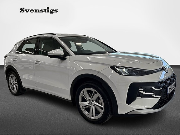 Volkswagen T-Roc 2 of 15