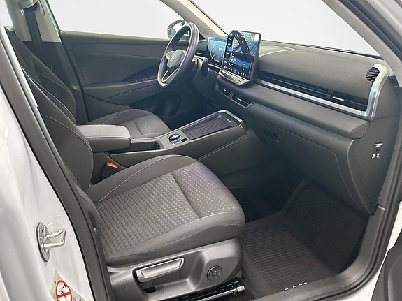 Volkswagen T-Roc 12 of 15
