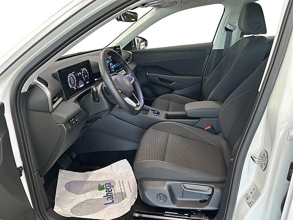 Volkswagen T-Roc 9 of 15