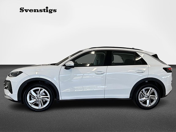 Volkswagen T-Roc 15 of 15