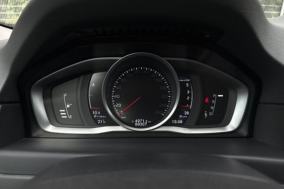 Volvo XC70 16 of 22