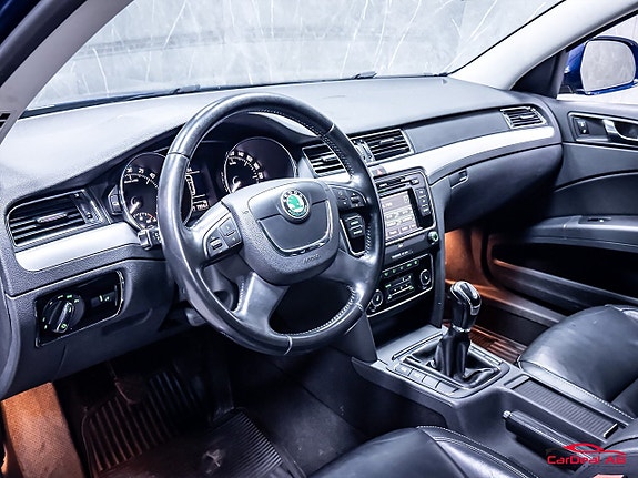 Skoda Superb 12 of 29