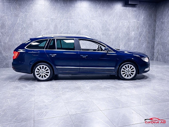 Skoda Superb 8 of 29
