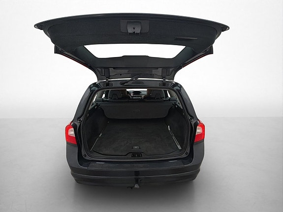 Volvo V70 26 of 30
