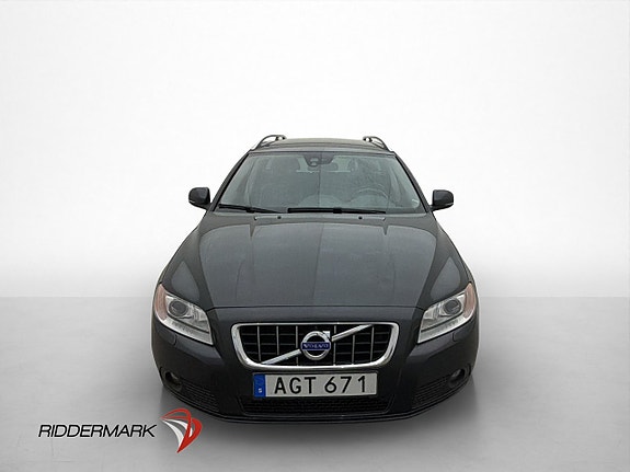 Volvo V70 2 of 30