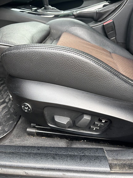 BMW 320d 8 of 8