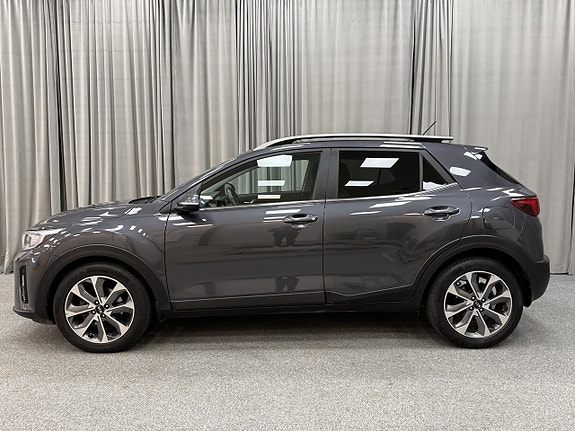 Kia Stonic 2 of 15