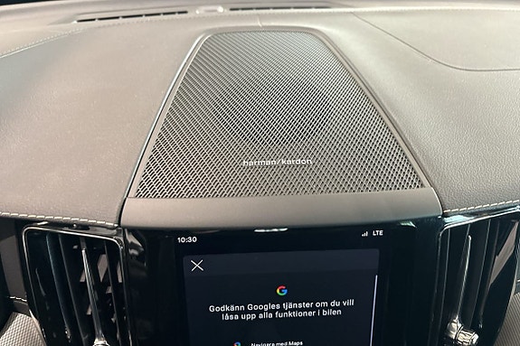 Volvo XC60 23 of 30