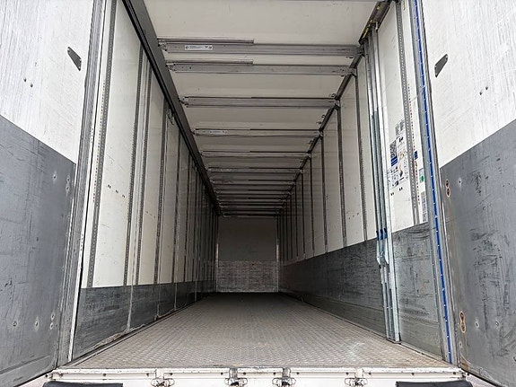 Ekeri Skåptrailer öppningsbar sida LJT65A 5 of 8