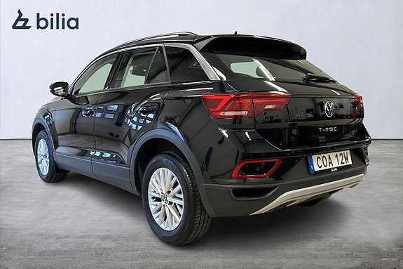 Volkswagen T-Roc 2 of 15