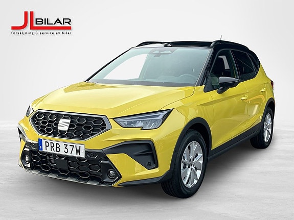 Seat Arona 3 of 10