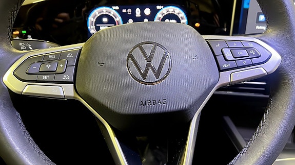 Volkswagen Golf I 18 of 21