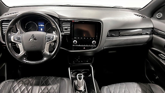 Mitsubishi Outlander 10 of 12