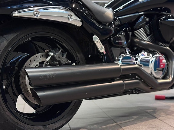 Suzuki M1800 R Intruder V&H Väska LED Black Boss-Fälgar *SE UTR* 17 of 22