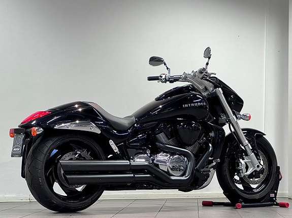 Suzuki M1800 R Intruder V&H Väska LED Black Boss-Fälgar *SE UTR* 7 of 22