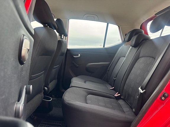 Hyundai i10 14 of 14