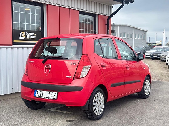 Hyundai i10 6 of 14