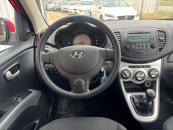 Hyundai i10 9 of 14