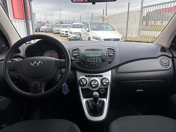 Hyundai i10 8 of 14