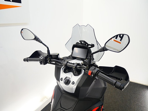 Aprilia SR GT 400 Rally Replica 4 of 10