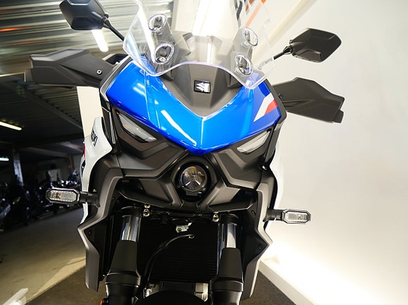 Suzuki SV-7GX 6 of 8
