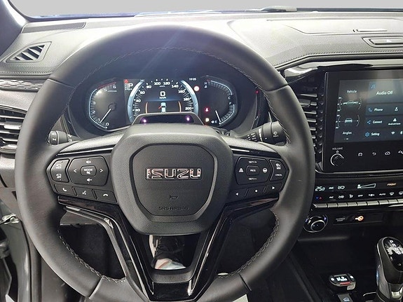 Isuzu D-max 13 of 17