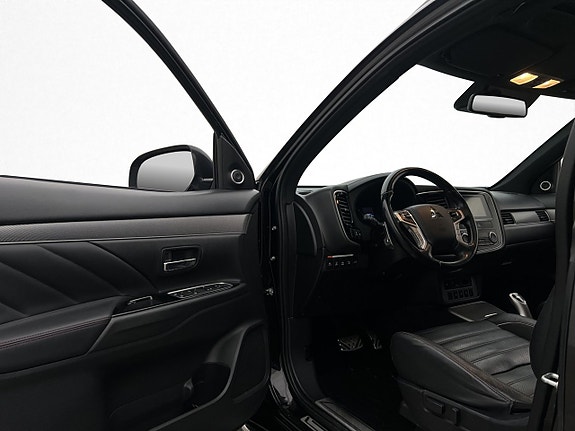 Mitsubishi Outlander 11 of 30