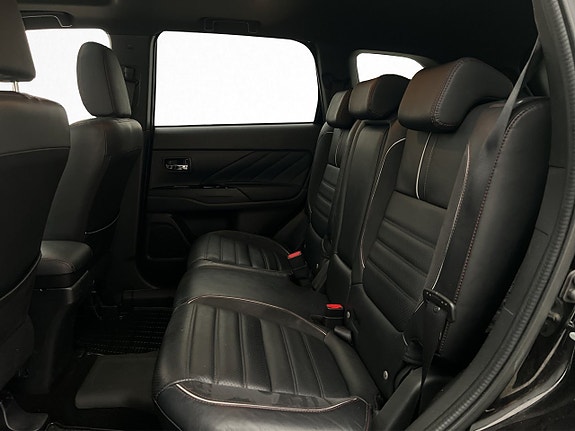 Mitsubishi Outlander 29 of 30