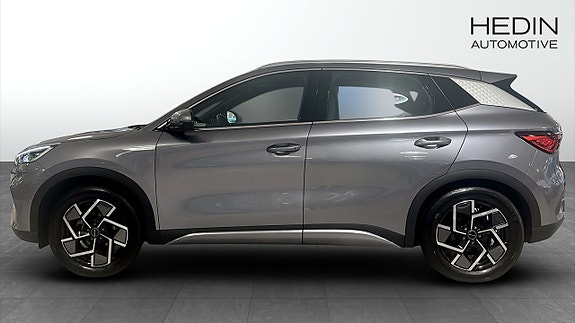 BYD Atto 3 6 of 9