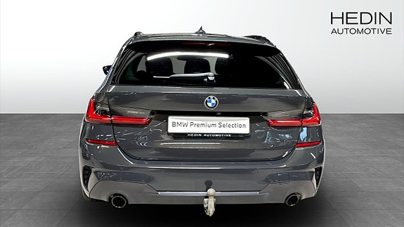 BMW 330xd 7 of 10
