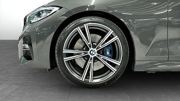 BMW 330xd 9 of 10