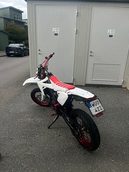 Rieju Drac SM pro LE 3 of 12