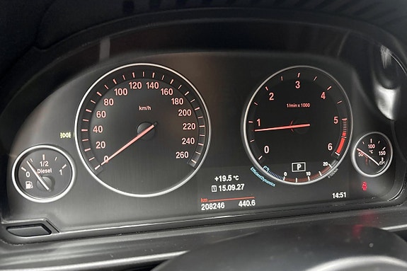 BMW 520d 12 of 19