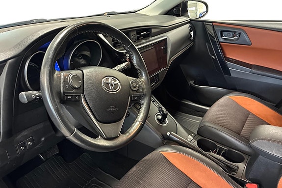 Toyota Auris 9 of 11