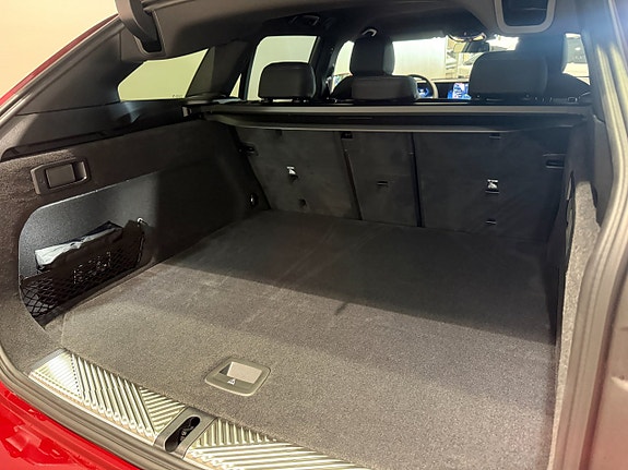BMW i5 6 of 18