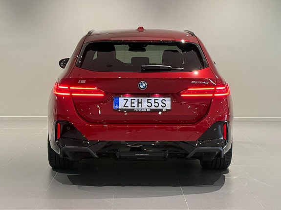 BMW i5 4 of 18