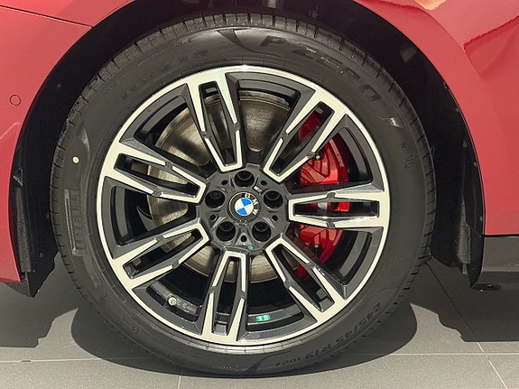 BMW i5 5 of 18