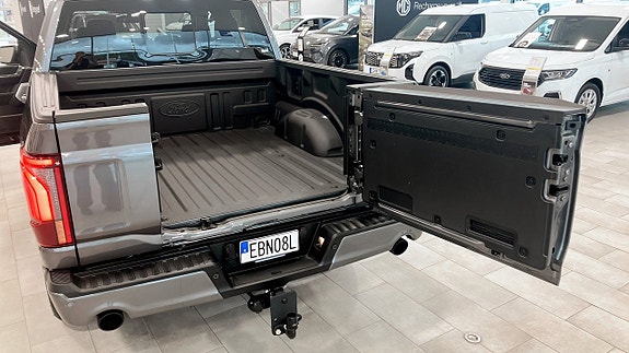 Ford F-150 18 of 23