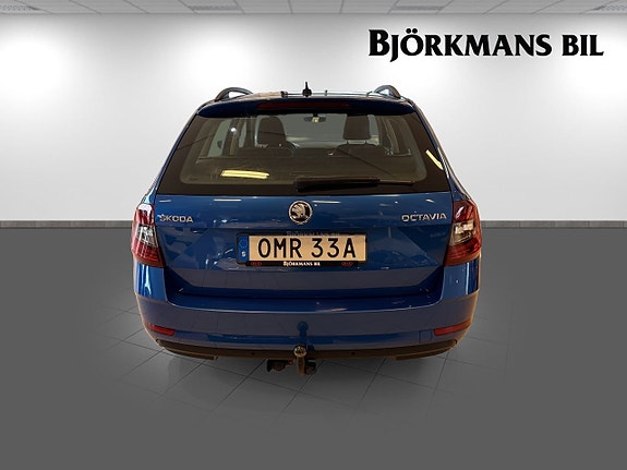Skoda Octavia 5 of 15