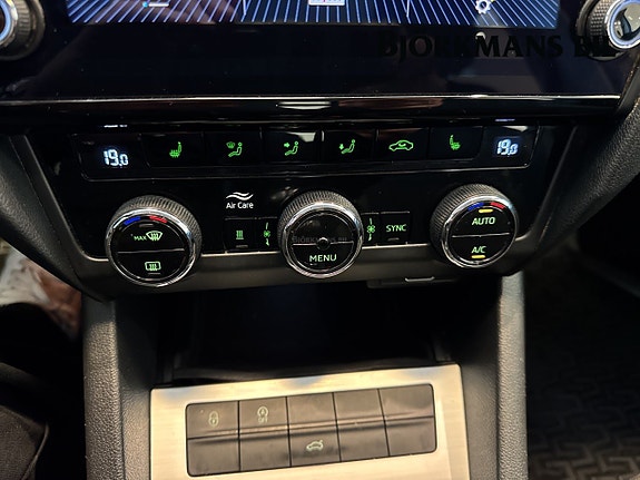 Skoda Octavia 13 of 15