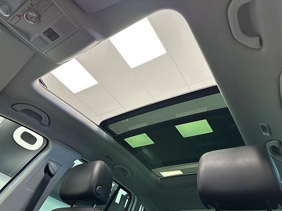 Volkswagen Tiguan 15 of 30