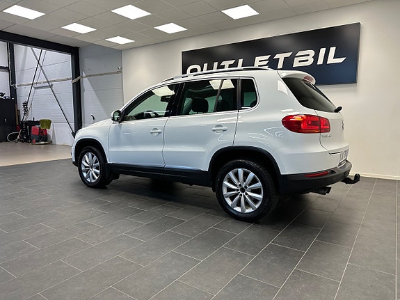 Volkswagen Tiguan 4 of 30