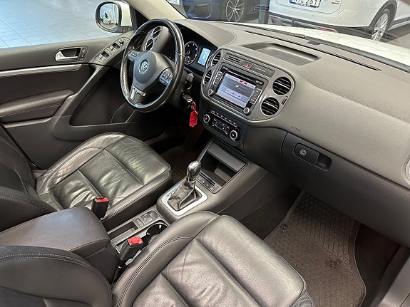 Volkswagen Tiguan 13 of 30