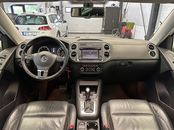 Volkswagen Tiguan 11 of 30