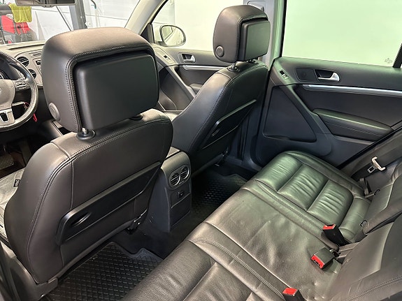 Volkswagen Tiguan 17 of 30