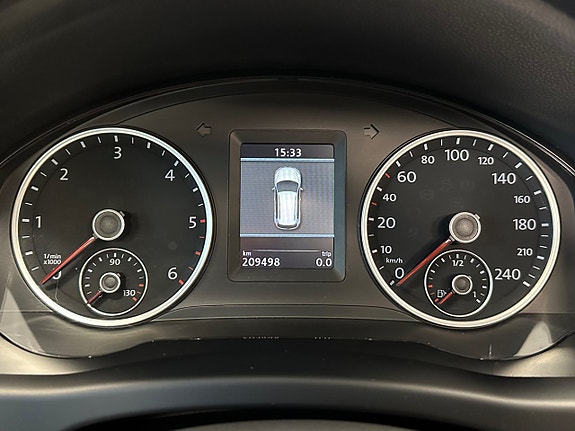 Volkswagen Tiguan 22 of 30