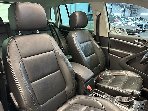 Volkswagen Tiguan 16 of 30