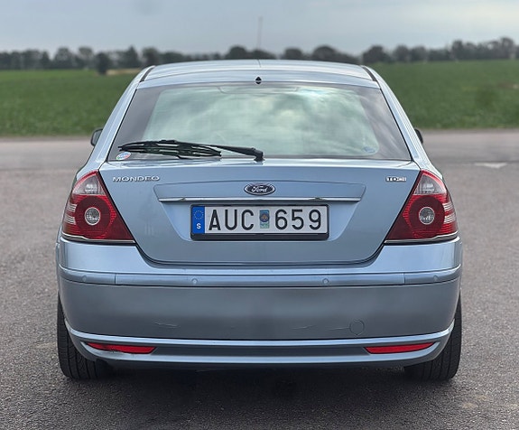 Ford Mondeo 5 of 15